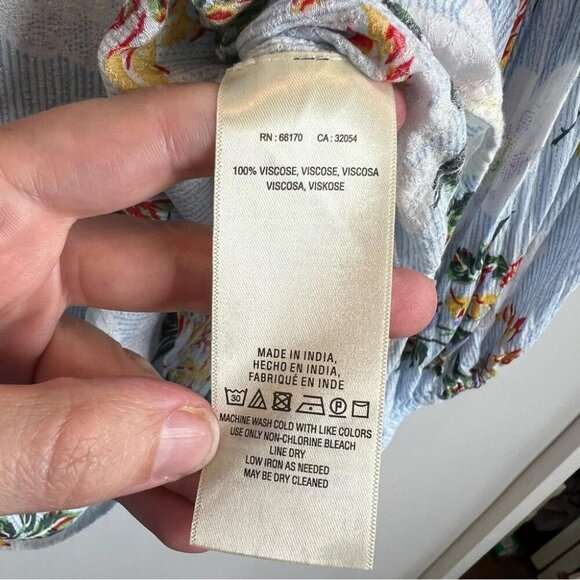 Anthropologie Maeve Womens Size 8 Boswell Blouse Light Blue Floral Lightweight - Picture 6 of 9